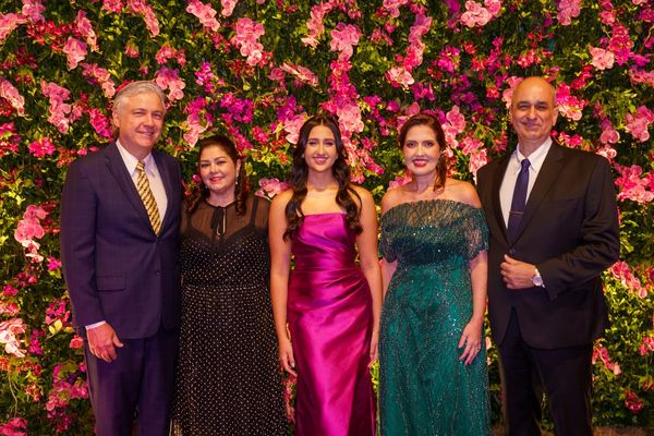 Franco Bortoluzzi, Andrea Paula Michelini, Helena Littig Schueller e os pais Richarda Littig e Leandro Calil Schueller