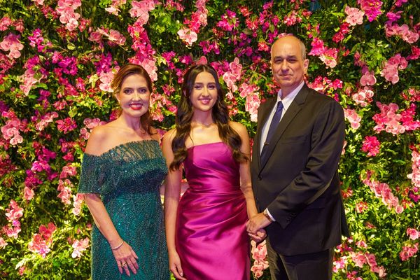 Richarda Littig,  Helena Littig Schueller e Leandro Calil Schueller