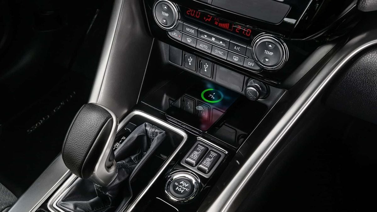  O câmbio automático do tipo CVT simula oito marchas por Mitsubishi/Divulgação