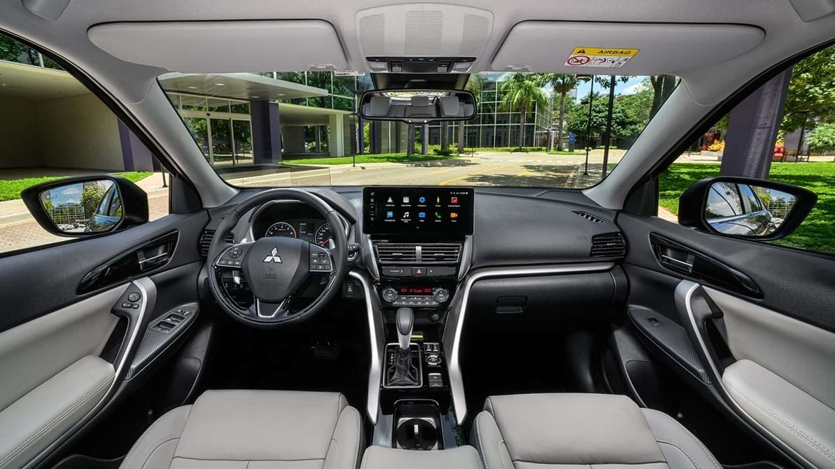 A Mitsubishi atualizou a lista de equipamentos do SUV médio Eclipse Cross por Mitsubishi/Divulgação