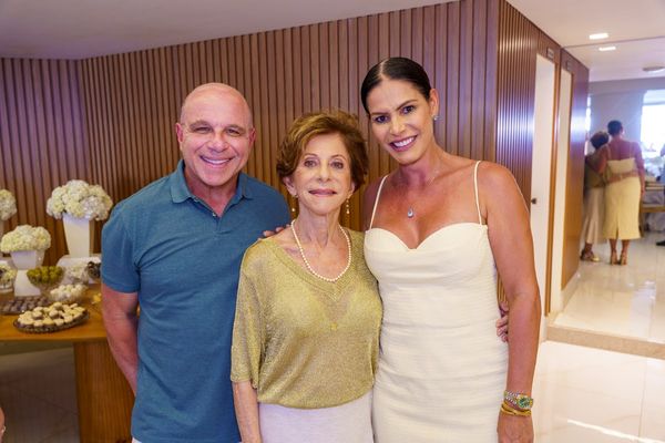 Macario Júdice, Ana Rita Júdice e Flavia Júdice