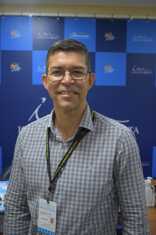 Pastor Cleiton Vinicius da Silva - Físico
