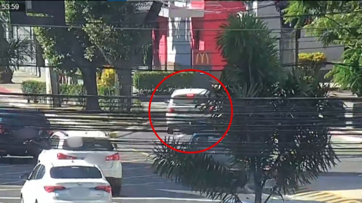 Talita Souza. de 31 anos, foi presa enquanto pedia um lanche em Vitória.