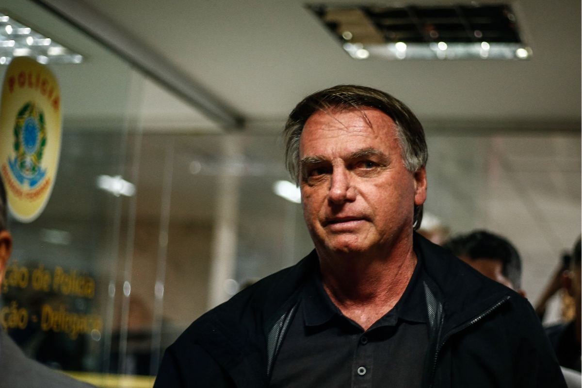 O ex- presidente Jair Messias Bolsonaro ( PL) em coletiva no Senado horas antes de ser denunciado