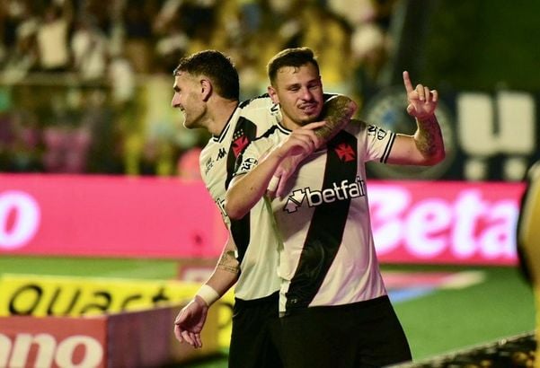 O Vasco venceu o União Rondonópolis por 3 a 0 no Kleber Andrade e avançou na Copa do Brasil por Carlos Alberto Silva