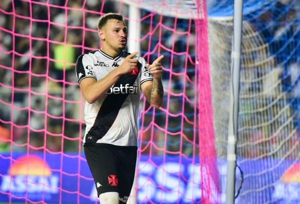 O Vasco venceu o União Rondonópolis por 3 a 0 no Kleber Andrade e avançou na Copa do Brasil por Carlos Alberto Silva/A Gazeta