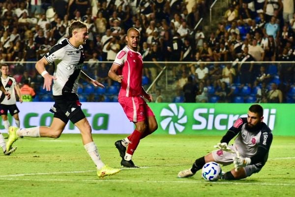 O Vasco venceu o União Rondonópolis por 3 a 0 no Kleber Andrade e avançou na Copa do Brasil por Carlos Alberto Silva/A Gazeta