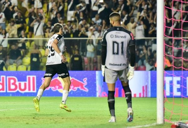 O Vasco venceu o União Rondonópolis por 3 a 0 no Kleber Andrade e avançou na Copa do Brasil por Carlos Alberto Silva/A Gazeta