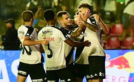 O Vasco venceu o União Rondonópolis por 3 a 0 no Kleber Andrade e avançou na Copa do Brasil por Carlos Alberto Silva/A Gazeta