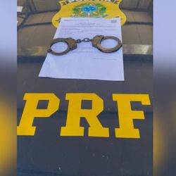 O criminoso, conhecido como Vandinho, de 38 anos, vinha da região Norte do Espírito Santo, quando foi abordado na BR 101, já na Grande Vitória