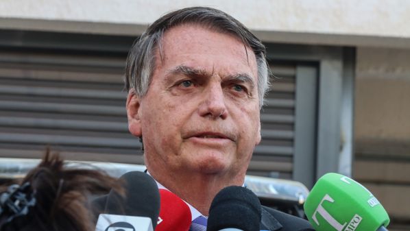Ex-presidente defende instalação da CPMI no Congresso sobre o tema: "Se por ventura alguém do meu governo fez algo de errado, pague, ponto final"