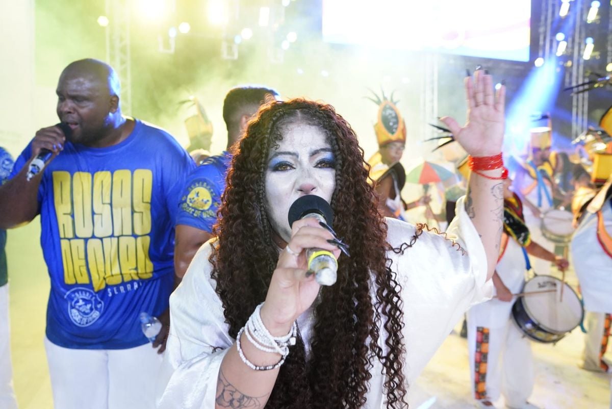 Campeã do Grupo B em 2024, Rosas de Ouro abriu os desfiles do Grupo de Acesso nesta sexta no Sambão por Fernando Madeira