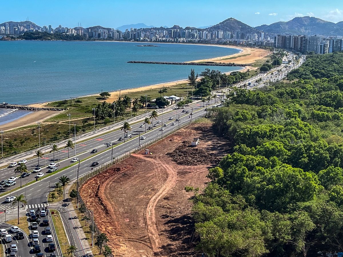 Início das obras do mergulhão em Jardim Camburi por Vitor Jubini