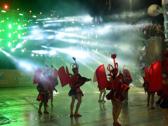 Confira o desfile da Jucutuquara no Carnaval de Vitória de 2025 por Carlos Alberto