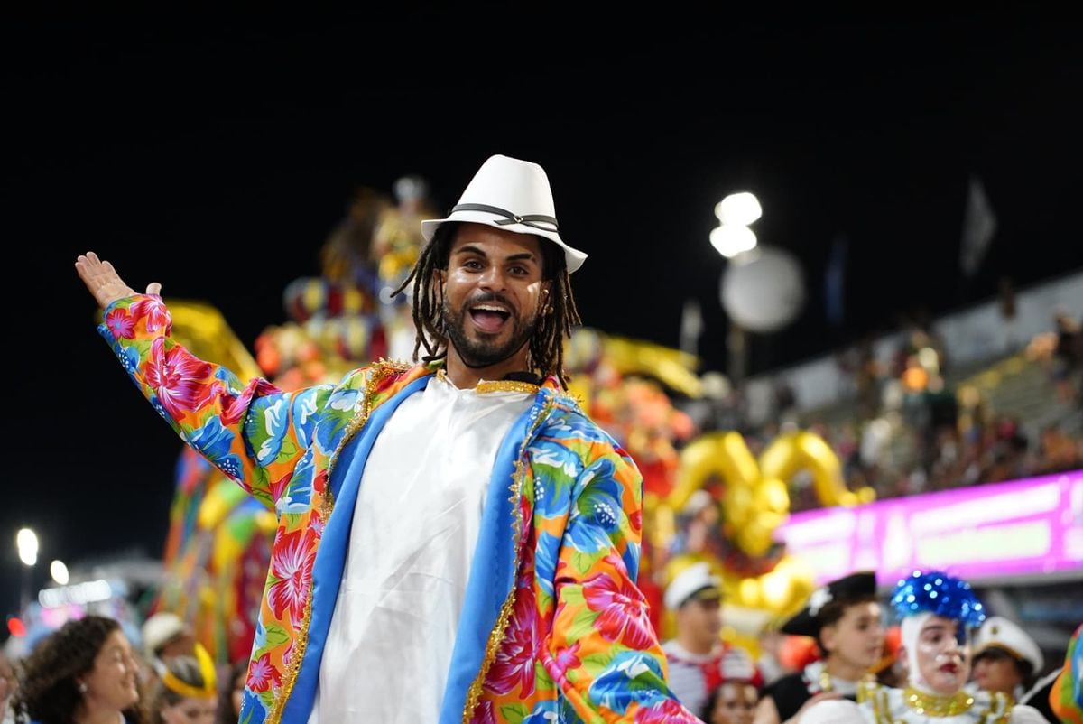 Com Carlinhos de Jesus, Império de Fátima exalta a riqueza da cultura nacional por Fernando Madeira