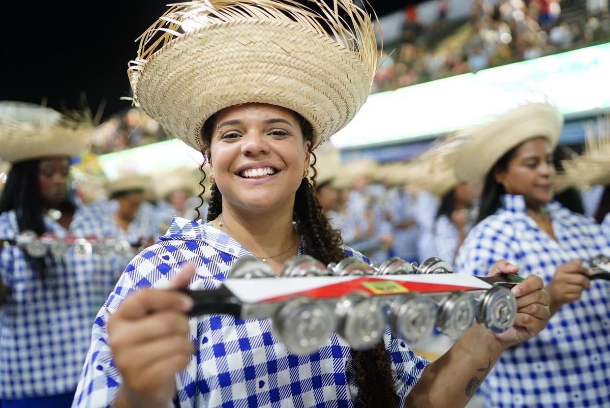 Com Carlinhos de Jesus, Império de Fátima exalta a riqueza da cultura nacional por Fernando Madeira
