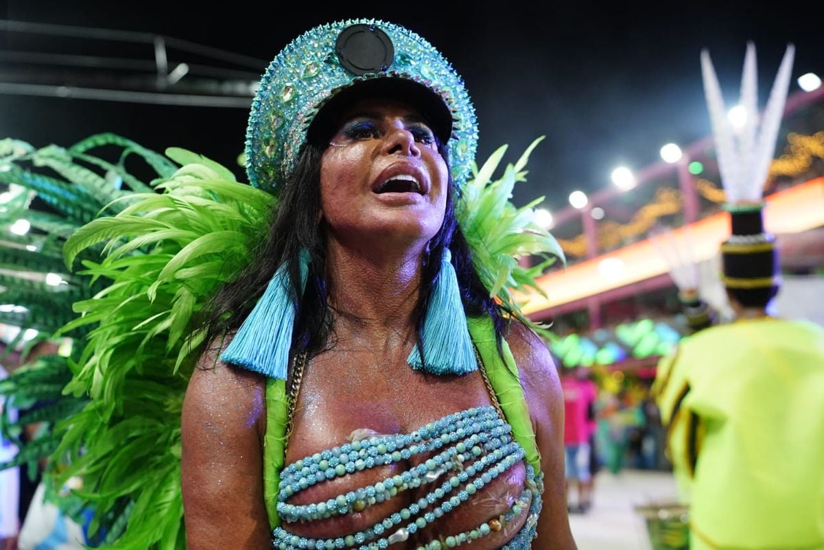 Com Gretchen de rainha, Independente de Eucalipto homenageia Linhares por Fernando Madeira