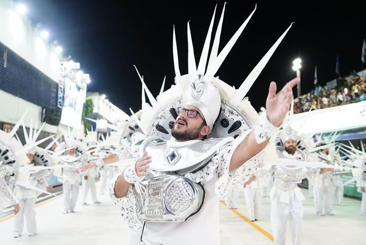 Mocidade da Praia homenageia Alexandre Lima no Sambão do Povo por Fernando Madeira