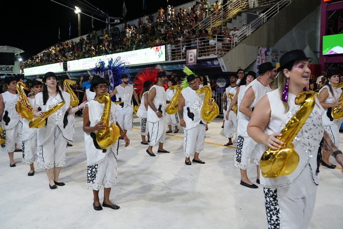 Mocidade da Praia homenageia Alexandre Lima no Sambão do Povo por Fernando Madeira