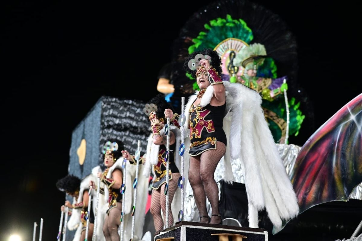 Mocidade da Praia homenageia Alexandre Lima no Sambão do Povo por Rodrigo Gavini