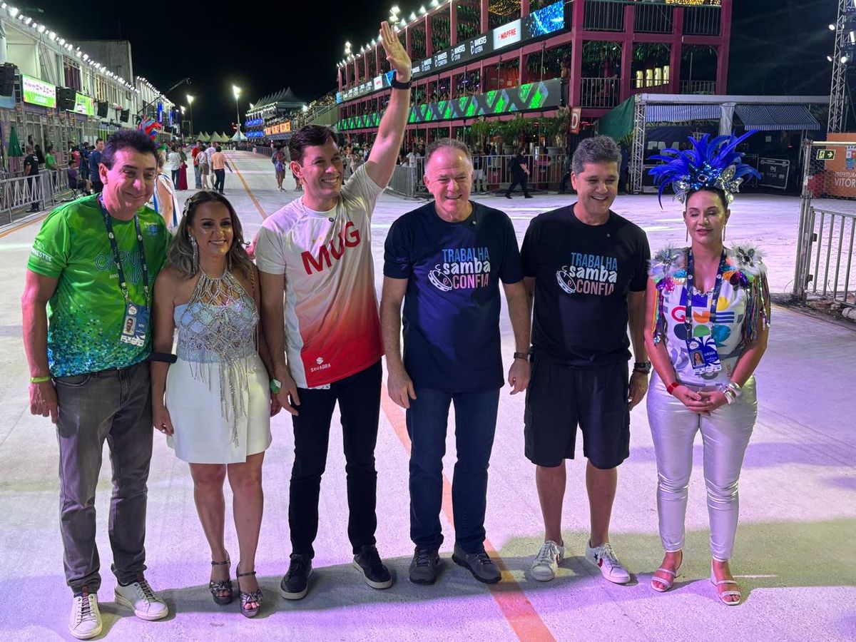 O governador Casagrande e aliados