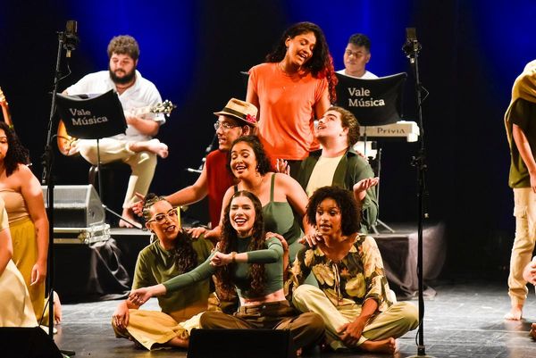 Coral Jovem Vale Música apresenta tributo ao Clube da Esquina