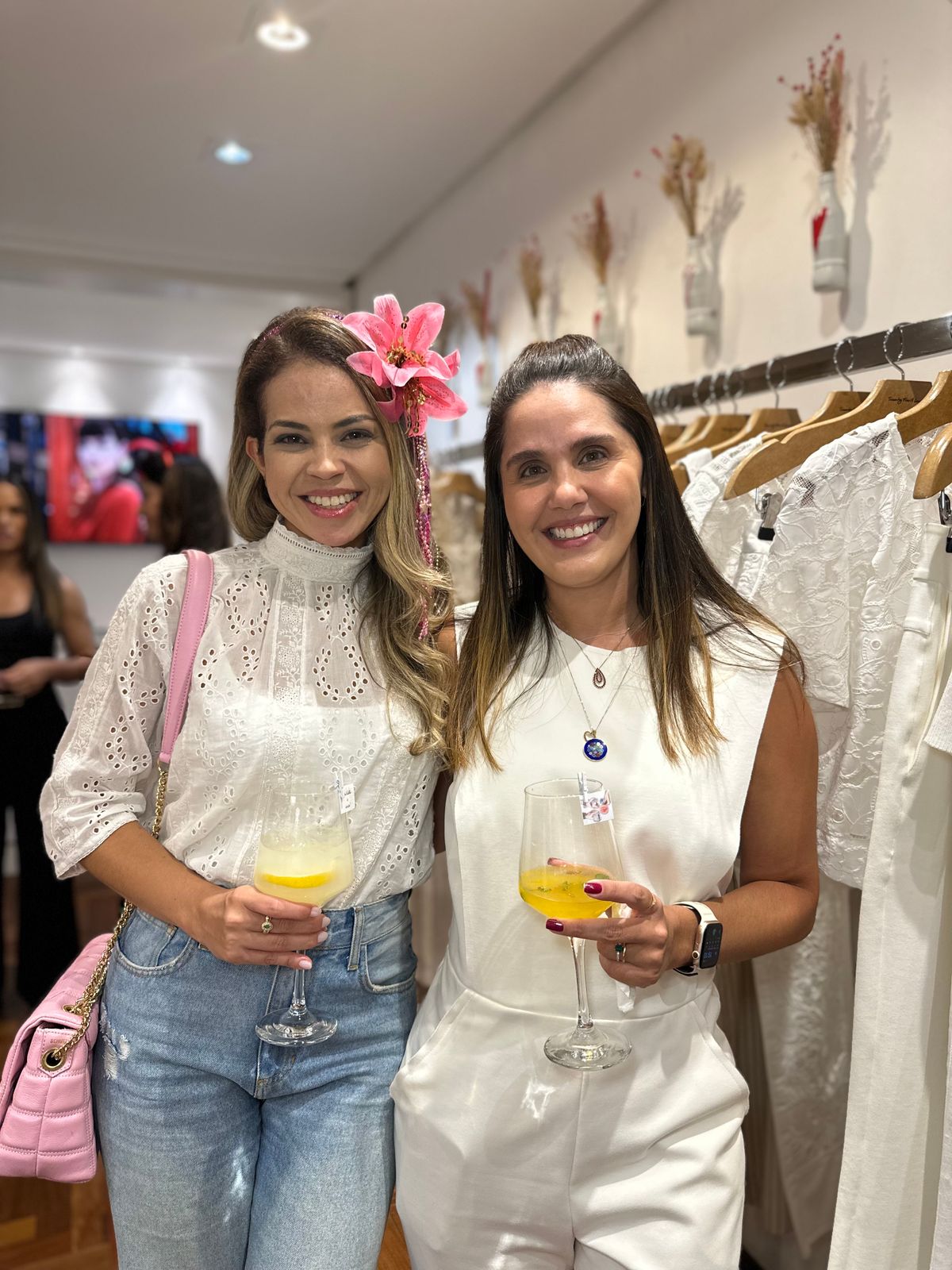 Nubia Ramos e Carolina Chequer