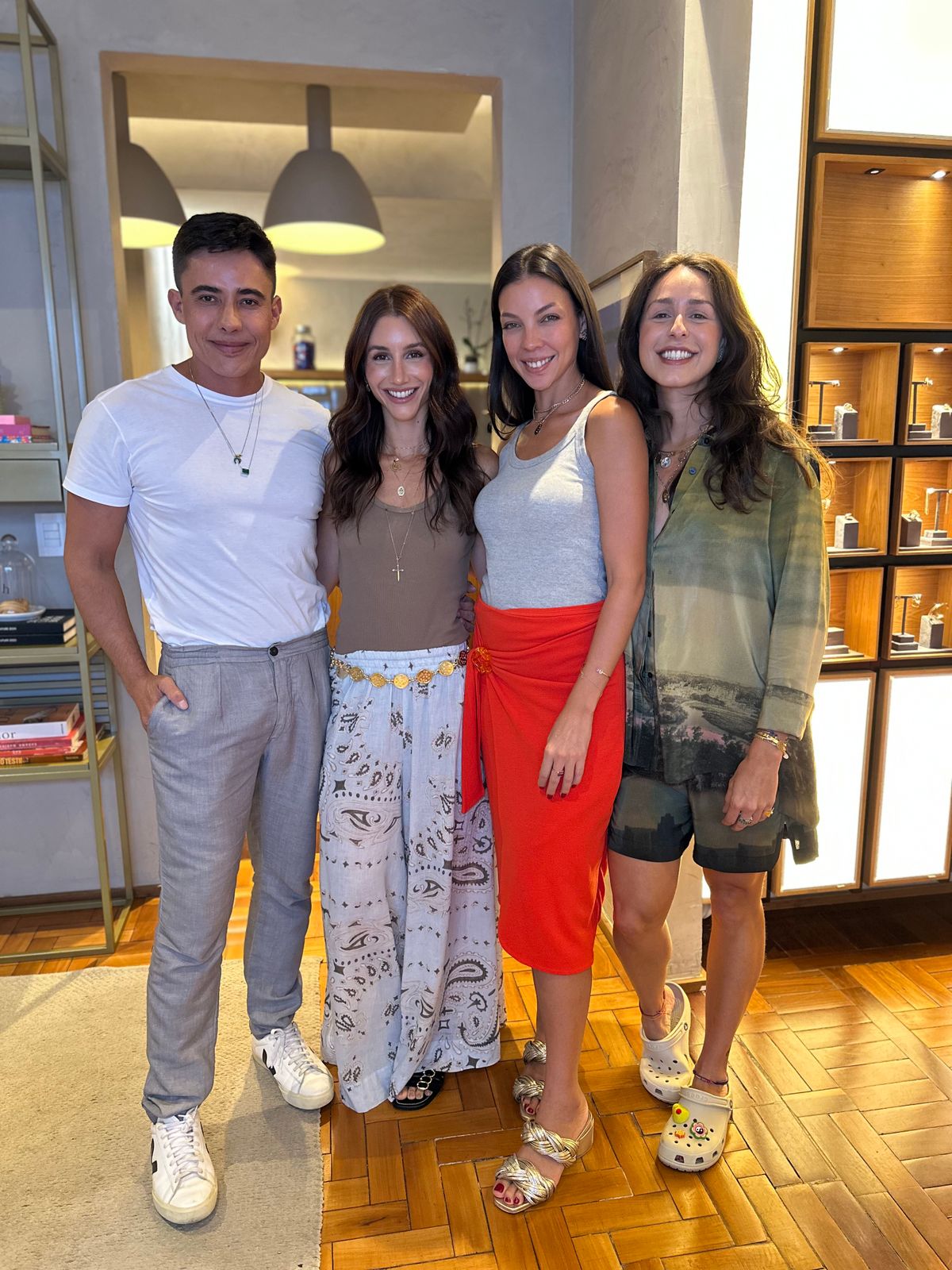 Ricardo Silveira, Carolina Hemerly, Mariana Clark, Julia Bastos