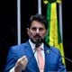 Imagem - STF retém arma, mas libera eletrônicos do senador Marcos do Val