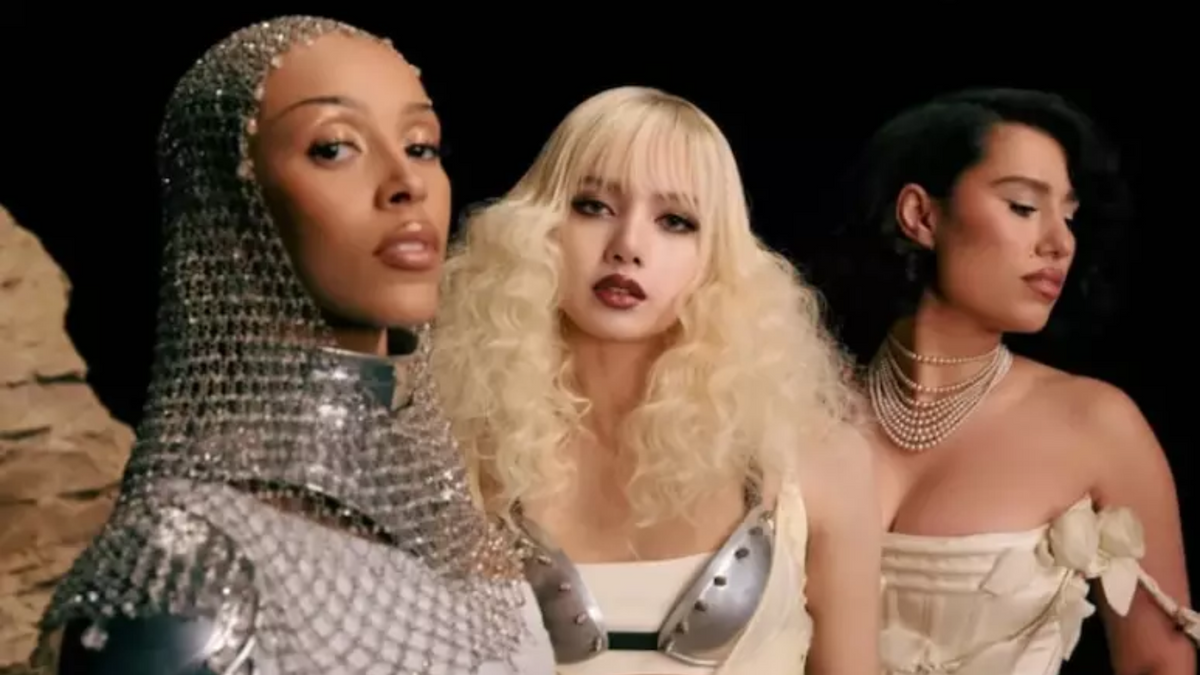 Doja Cat, Lisa e Raye no clipe de 