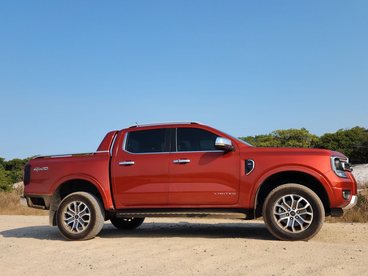 Picape Ford Ranger Limited 3.0 V6 Diesel 4WD AT