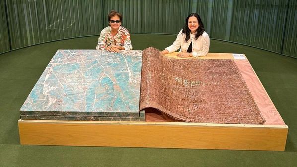 Nossa Vivian Coser   assina direção da exposição de arte, arquitetura de três estandes e criação de
coleção de design da Marmomac Brazil 2025