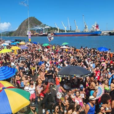 Imagem - Carnaval do ES tem Simone Mendes, Zé Elias, Barões da Pisadinha e muito mais