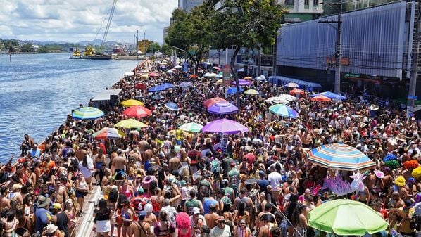 Não sei como está sua vibe carnavalesca, caro leitor, depois de um janeiro repleto de fantasias rasgadas e máscaras caídas, mas eu estou a um passo de optar pelo silêncio
