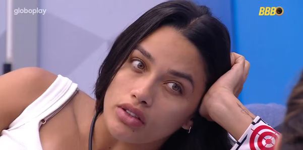 Eva e Renata estão na mira da líder Vitória