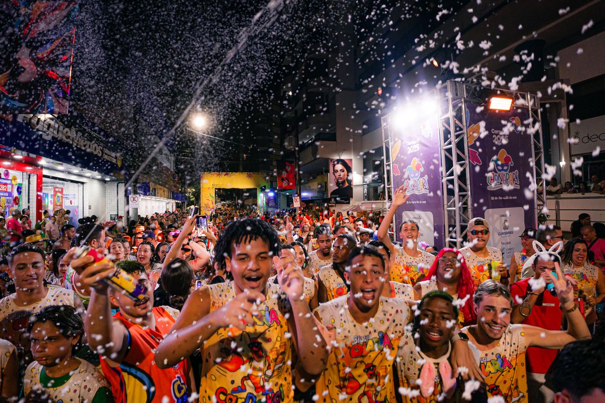 Bloco Olaria, em Guarapari  por Pedro Oliver