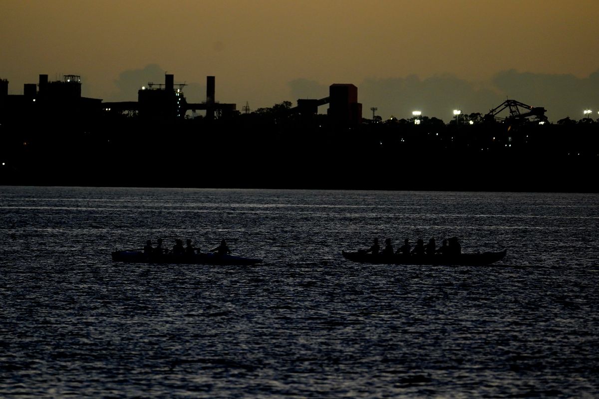 Sentindo na Pele - Canoa havaiana por Fernando Madeira