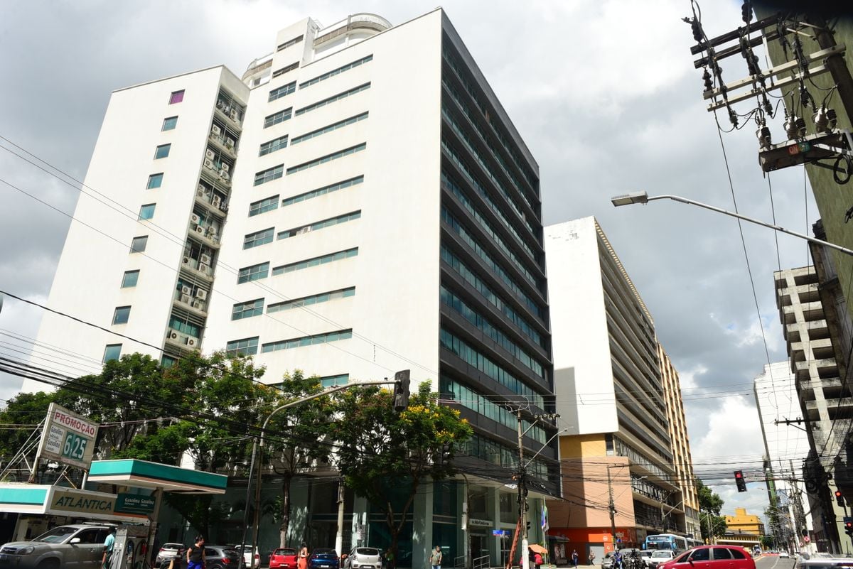 Edificío Fábio Ruschi por Ricardo Medeiros