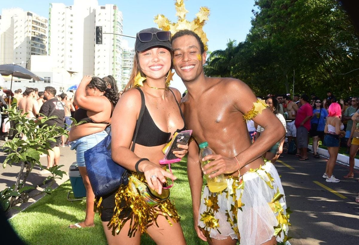Bloco Kustelão anima foliões em Vitória   por Carlos Alberto Silva  