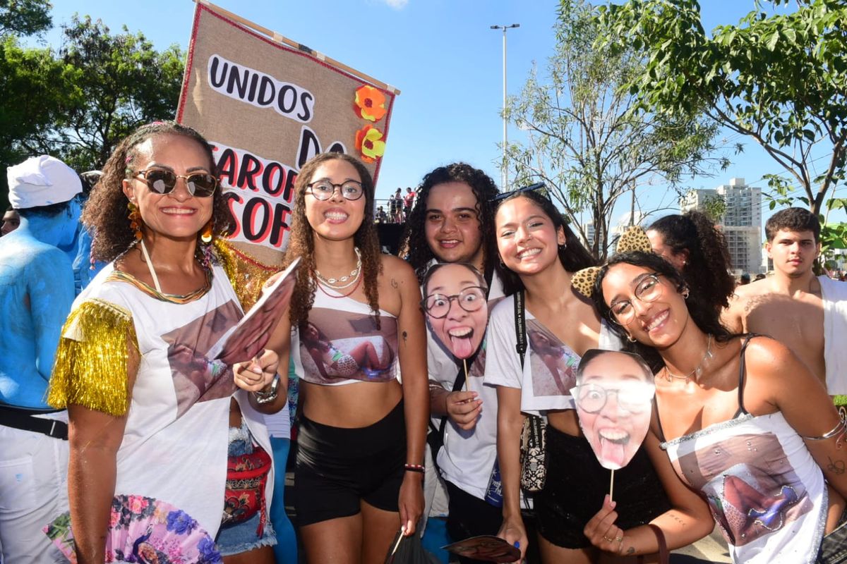 Bloco Kustelão anima foliões em Vitória por Carlos Alberto Silva