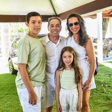 Imagem - Valdecir Torezani celebra 72 anos com festão em Vila Velha