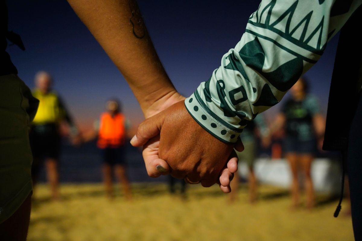 Sentindo na Pele, canoa havaiana em Vila Velha por Fernando Madeira