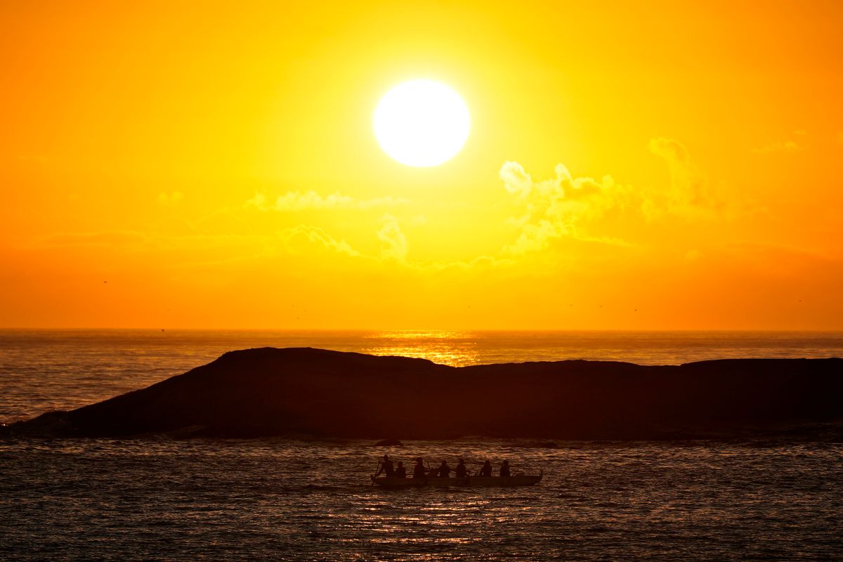 Sentindo na Pele, canoa havaiana em Vila Velha por Fernando Madeira