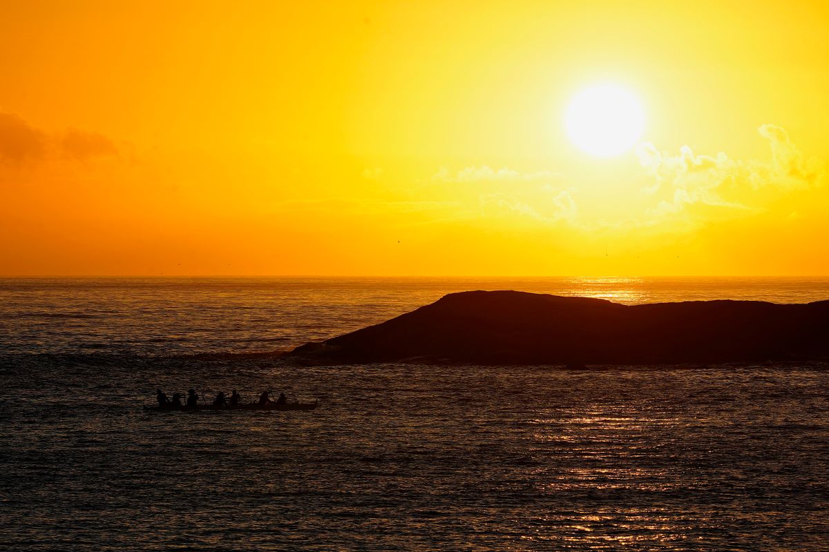 Sentindo na Pele, canoa havaiana em Vila Velha por Fernando Madeira