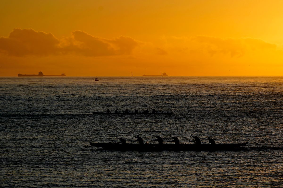Sentindo na Pele, canoa havaiana em Vila Velha por Fernando Madeira