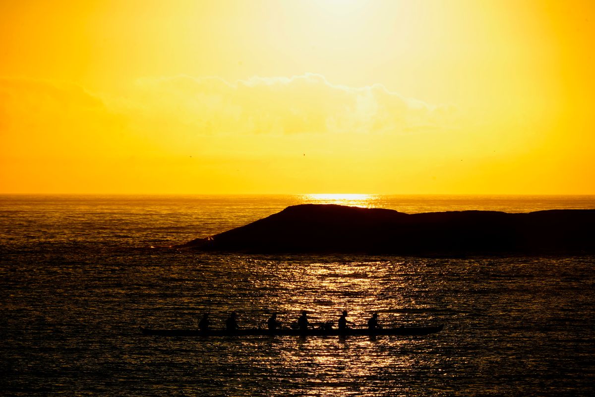 Sentindo na Pele, canoa havaiana em Vila Velha por Fernando Madeira