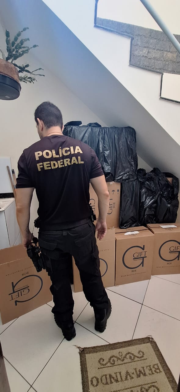 Operação da Polícia Federal “Smoke Trail” por Polícia Federal