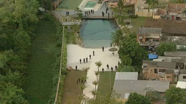 Polícia desmantela 'resort do tráfico' em Parada de Lucas 