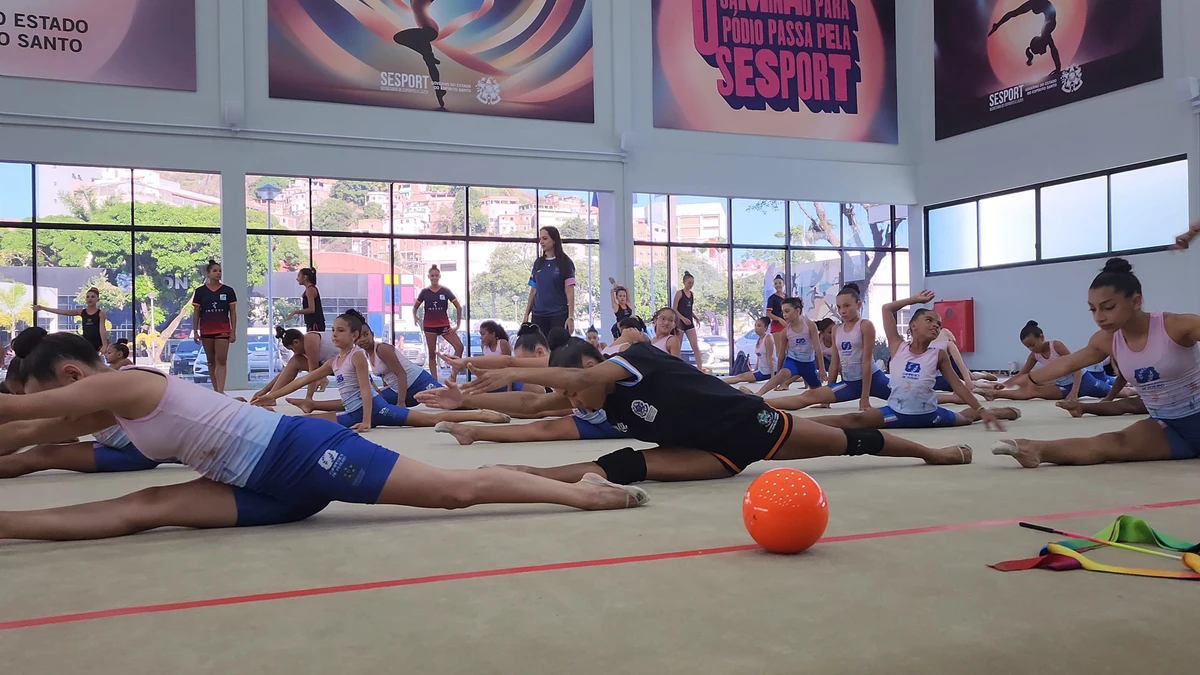 Ginastas usam o espaço reformado em Vitória 