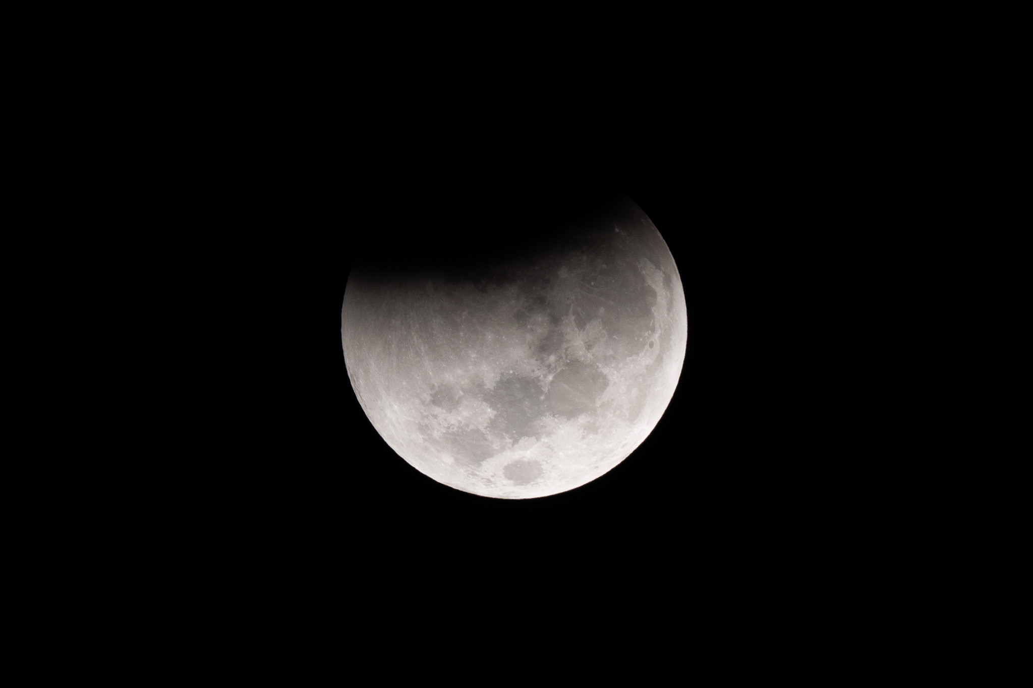 'Lua de Sangue': veja fotos do eclipse total da Lua visto de Vitória ...